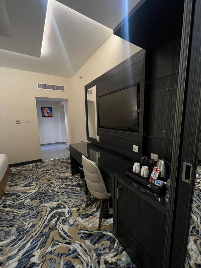 Y Platinum Hotel Medina Eksteriør billede
